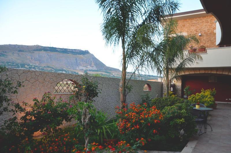 Il Quadrifoglio Bed & Breakfast ตราปานี ภายนอก รูปภาพ